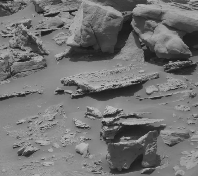 Sol 3398: Mast Camera (Mastcam)