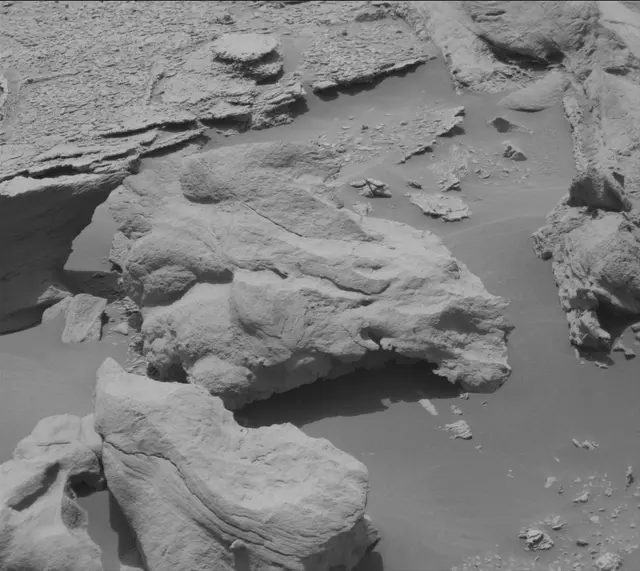 Sol 3398: Mast Camera (Mastcam)