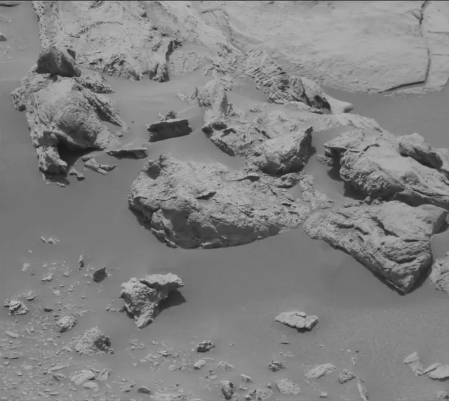 Sol 3398: Mast Camera (Mastcam)