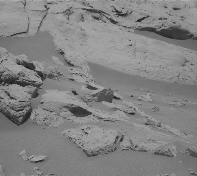 Sol 3398: Mast Camera (Mastcam)