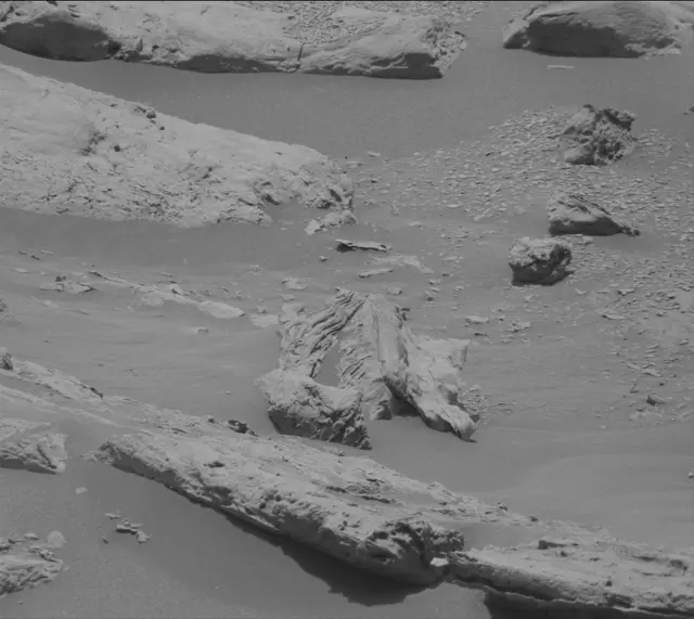 Sol 3398: Mast Camera (Mastcam)