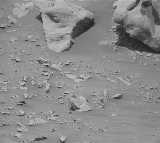 Sol 3398: Mast Camera (Mastcam)