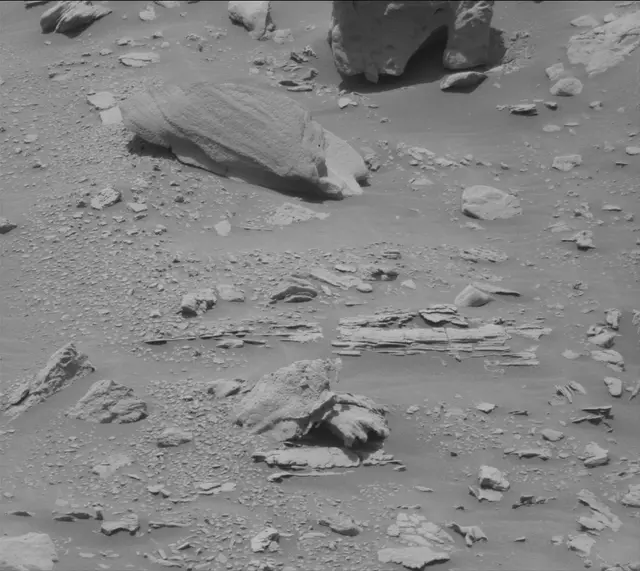 Sol 3398: Mast Camera (Mastcam)
