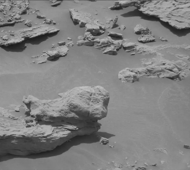 Sol 3398: Mast Camera (Mastcam)