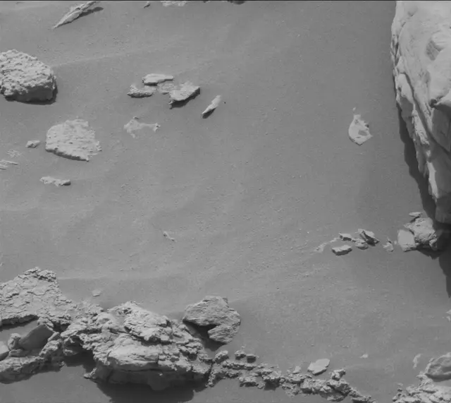 Sol 3398: Mast Camera (Mastcam)