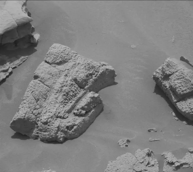 Sol 3398: Mast Camera (Mastcam)