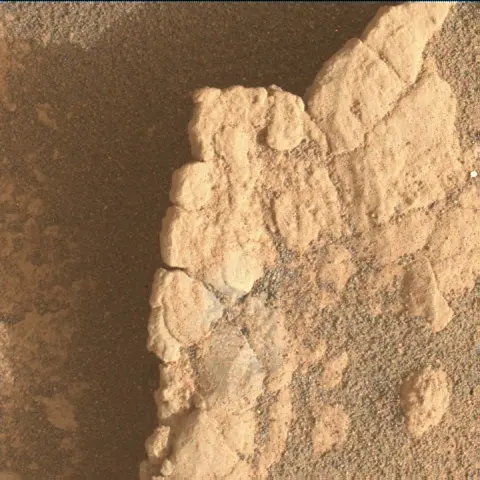 Sol 3398: Mars Hand Lens Imager (MAHLI)