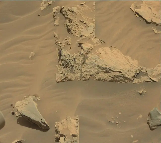 Sol 3400: Mast Camera (Mastcam)
