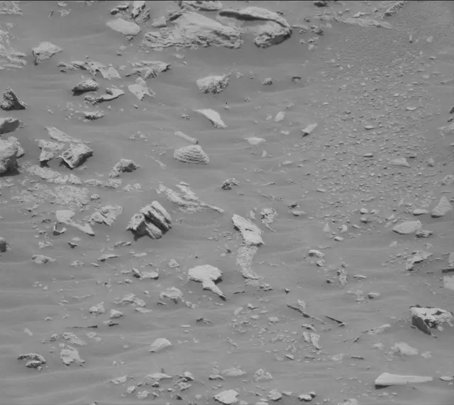 Sol 3401: Mast Camera (Mastcam)