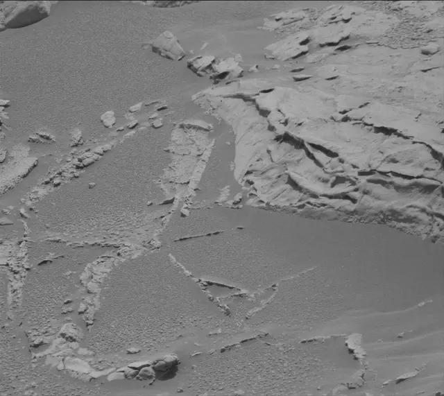 Sol 3401: Mast Camera (Mastcam)