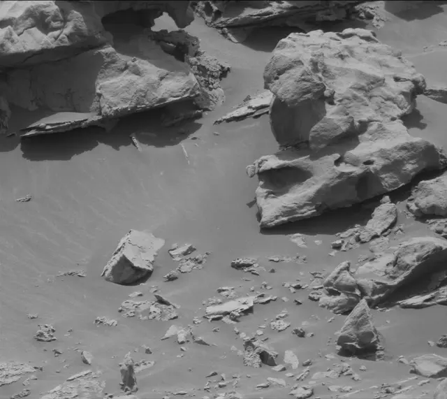 Sol 3403: Mast Camera (Mastcam)