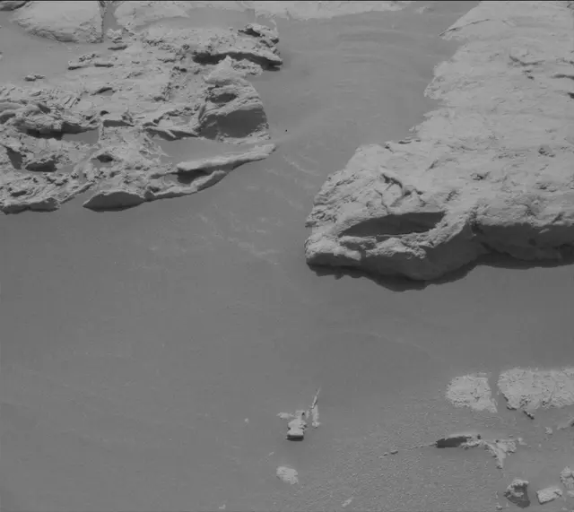 Sol 3403: Mast Camera (Mastcam)