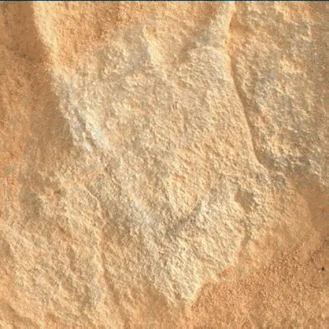 Sol 3409: Mars Hand Lens Imager (MAHLI)