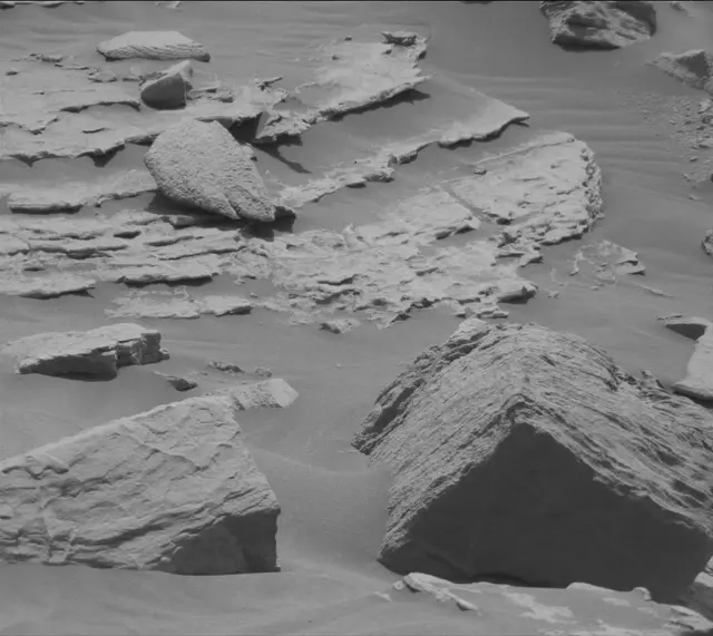 Sol 3413: Mast Camera (Mastcam)