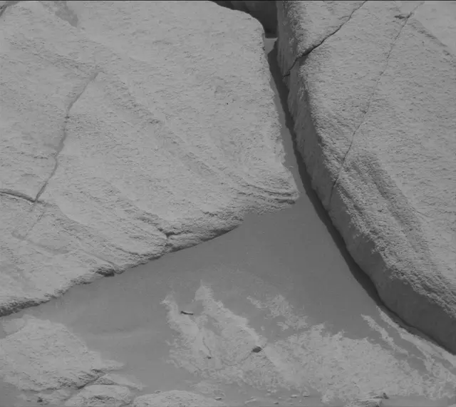 Sol 3421: Mast Camera (Mastcam)