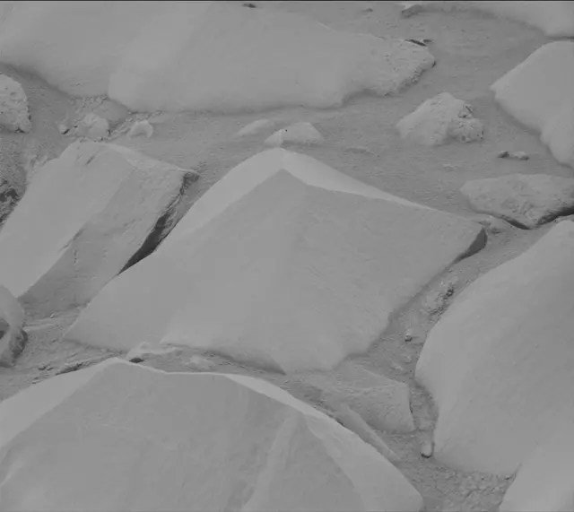 Sol 3421: Mast Camera (Mastcam)
