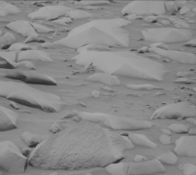 Sol 3422: Mast Camera (Mastcam)