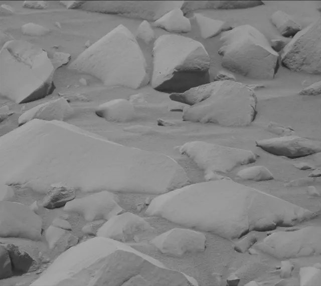 Sol 3422: Mast Camera (Mastcam)