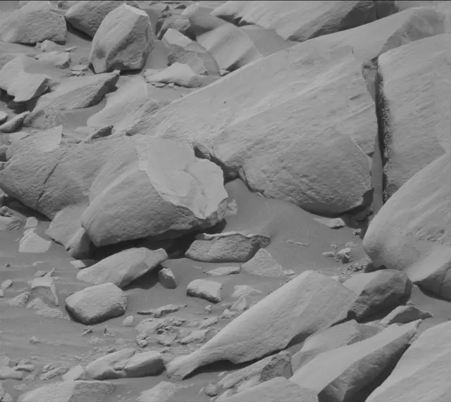 Sol 3422: Mast Camera (Mastcam)