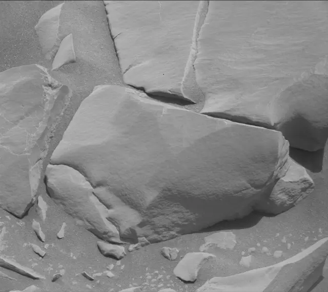 Sol 3422: Mast Camera (Mastcam)
