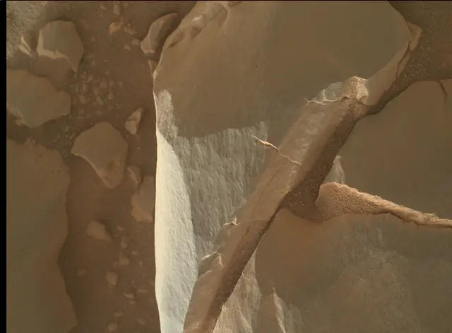 Sol 3422: Mars Hand Lens Imager (MAHLI)