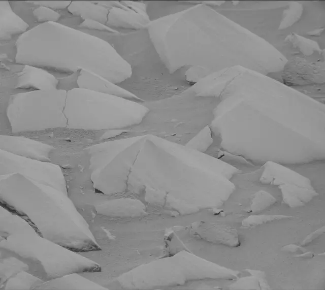 Sol 3423: Mast Camera (Mastcam)