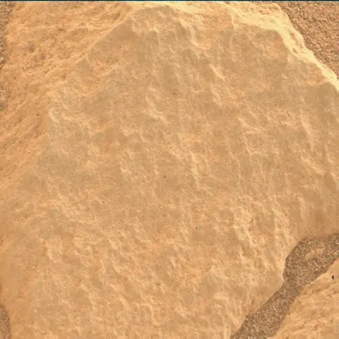Sol 3423: Mars Hand Lens Imager (MAHLI)