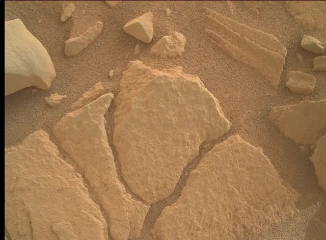 Sol 3423: Mars Hand Lens Imager (MAHLI)