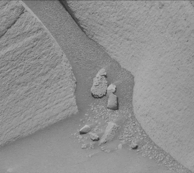 Sol 3425: Mast Camera (Mastcam)