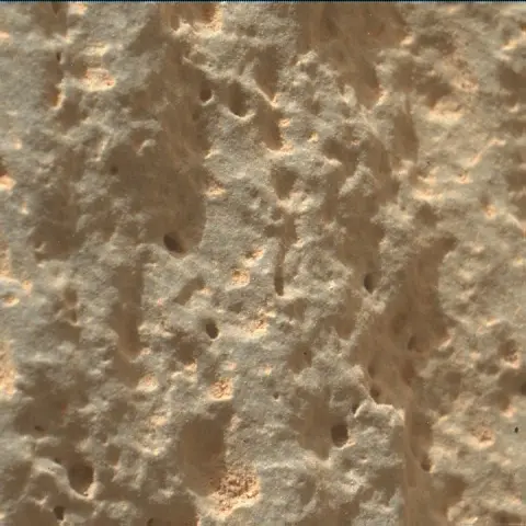 Sol 3432: Mars Hand Lens Imager (MAHLI)