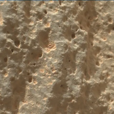 Sol 3432: Mars Hand Lens Imager (MAHLI)