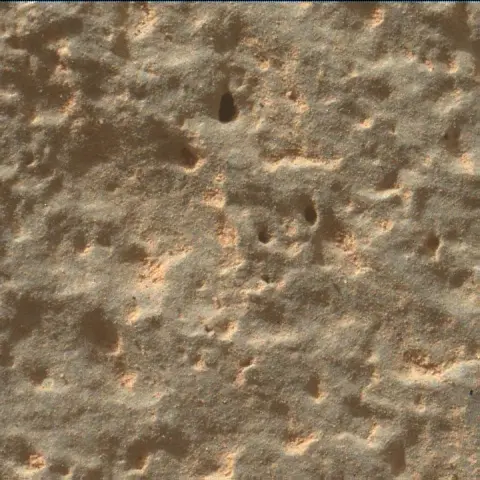 Sol 3432: Mars Hand Lens Imager (MAHLI)