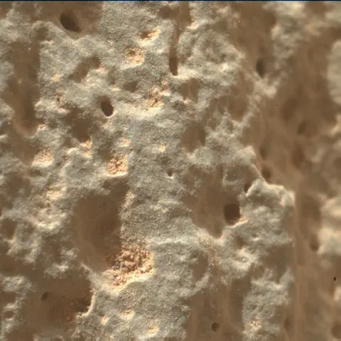 Sol 3432: Mars Hand Lens Imager (MAHLI)