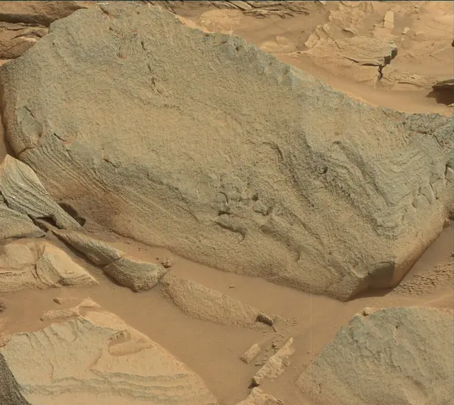 Sol 3435: Mast Camera (Mastcam)