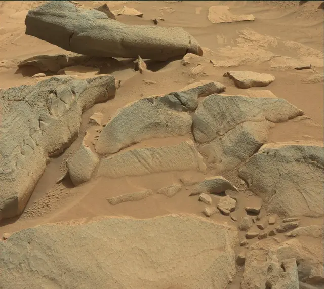Sol 3435: Mast Camera (Mastcam)