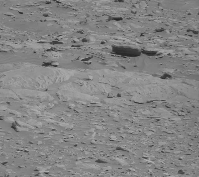 Sol 3435: Mast Camera (Mastcam)