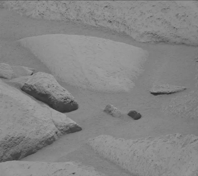 Sol 3435: Mast Camera (Mastcam)