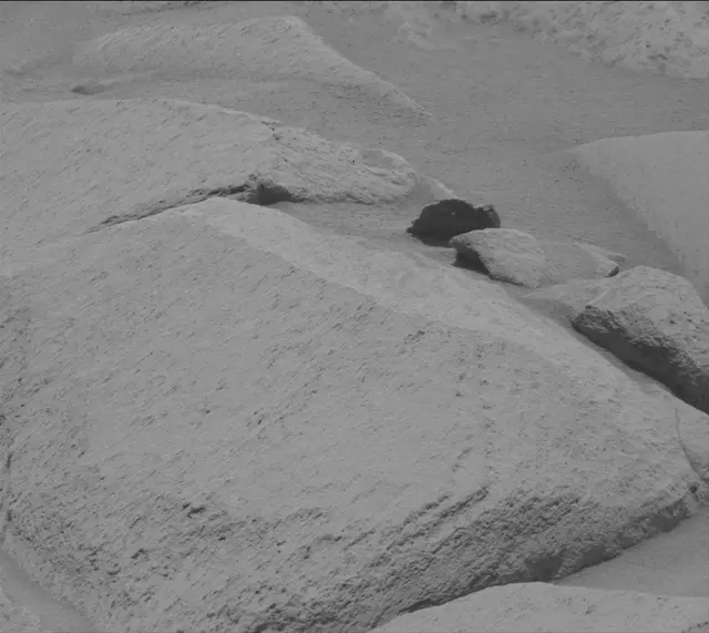 Sol 3435: Mast Camera (Mastcam)