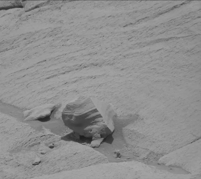 Sol 3435: Mast Camera (Mastcam)