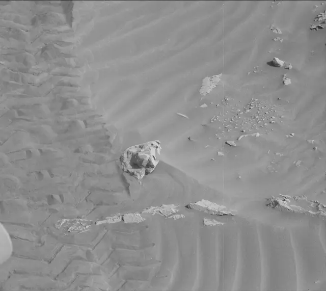 Sol 3436: Mast Camera (Mastcam)