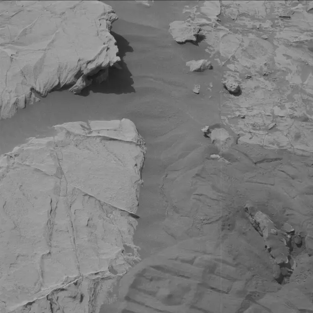 Sol 3437: Mast Camera (Mastcam)