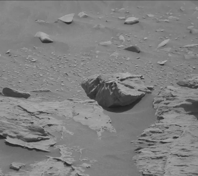 Sol 3437: Mast Camera (Mastcam)
