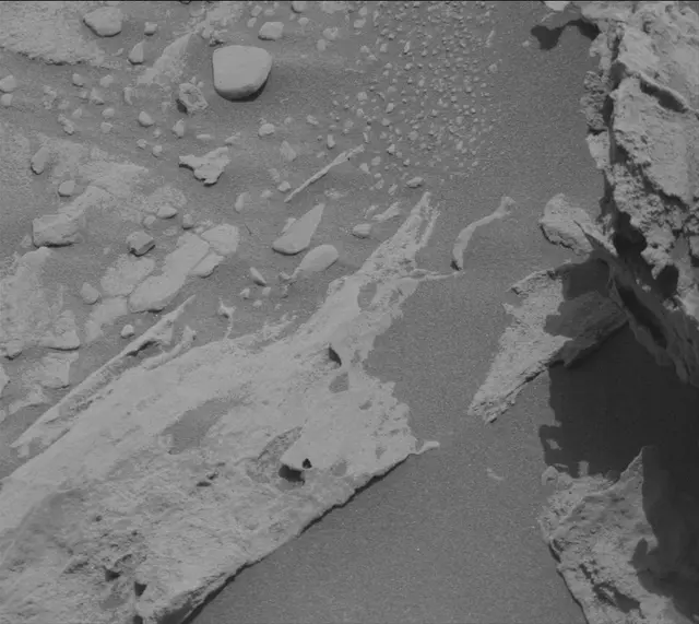 Sol 3437: Mast Camera (Mastcam)