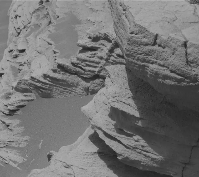 Sol 3439: Mast Camera (Mastcam)