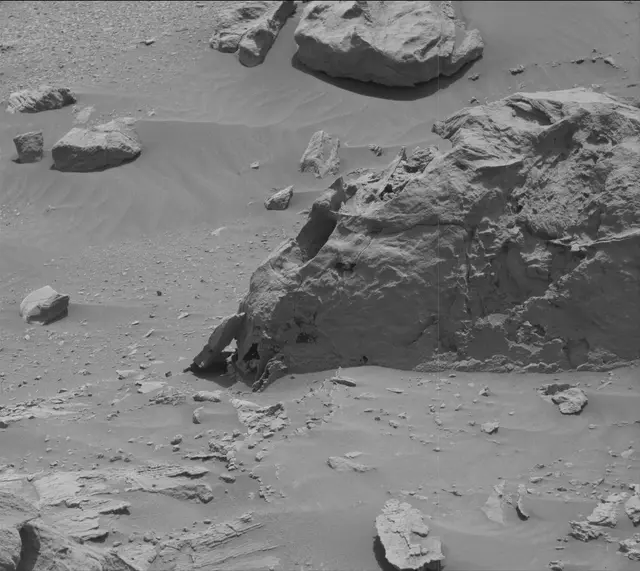 Sol 3443: Mast Camera (Mastcam)