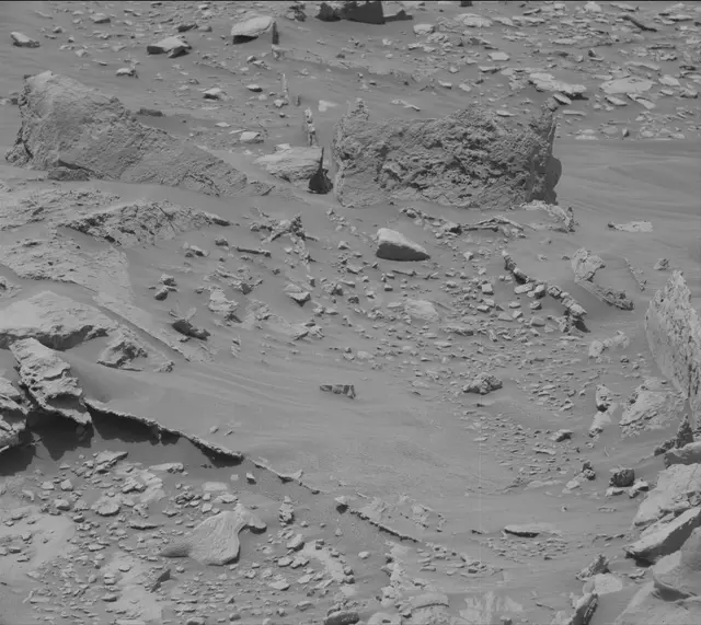 Sol 3443: Mast Camera (Mastcam)
