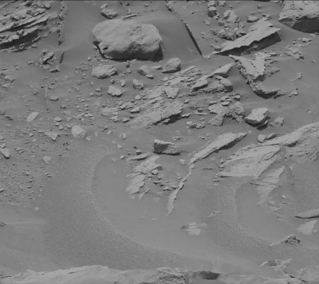 Sol 3443: Mast Camera (Mastcam)