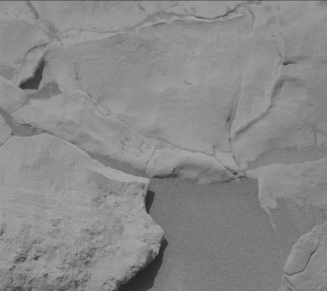 Sol 3444: Mast Camera (Mastcam)