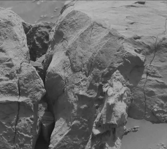 Sol 3444: Mast Camera (Mastcam)
