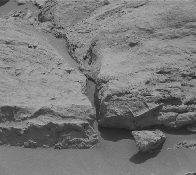 Sol 3444: Mast Camera (Mastcam)